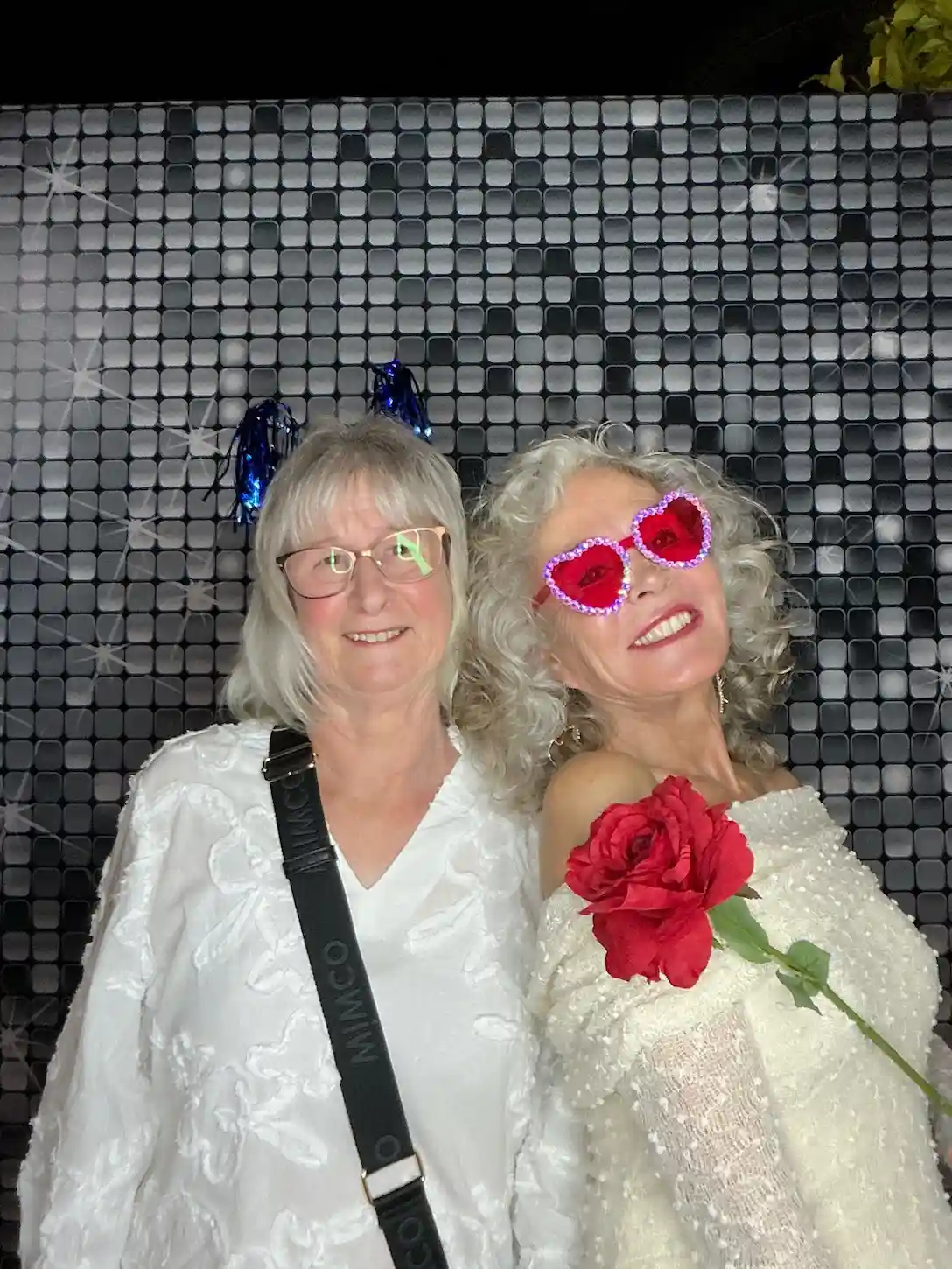 glowframe studio perth white party 08
